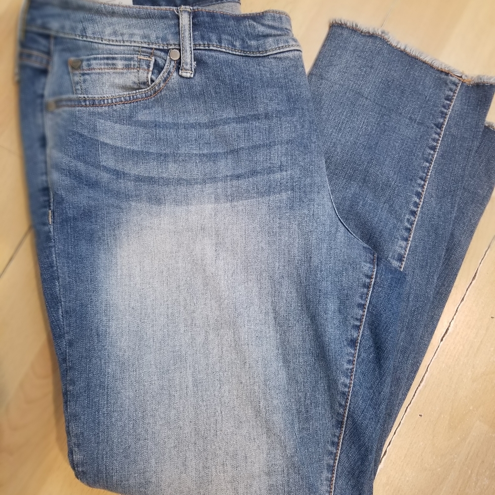 💙💓NEW TORRID JEANS💓💙